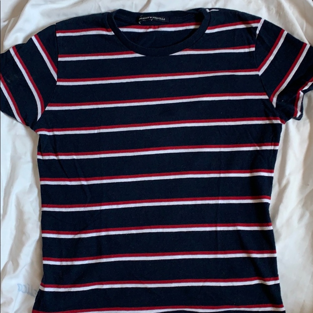 BRANDY MELVILLE T SHIRT